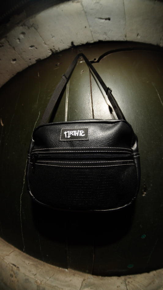 MIDNIGHT LEATHER - CROSS BAG